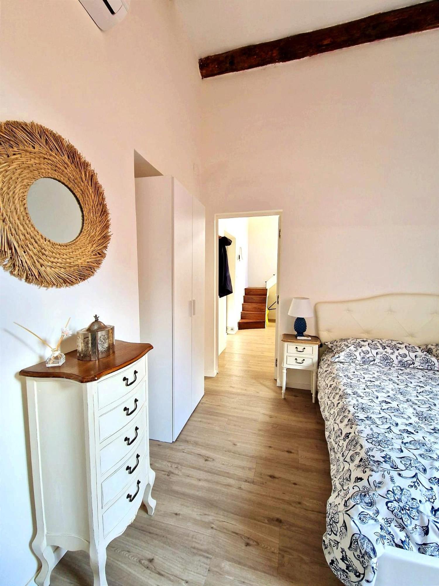 Domus Neapolis * Naples