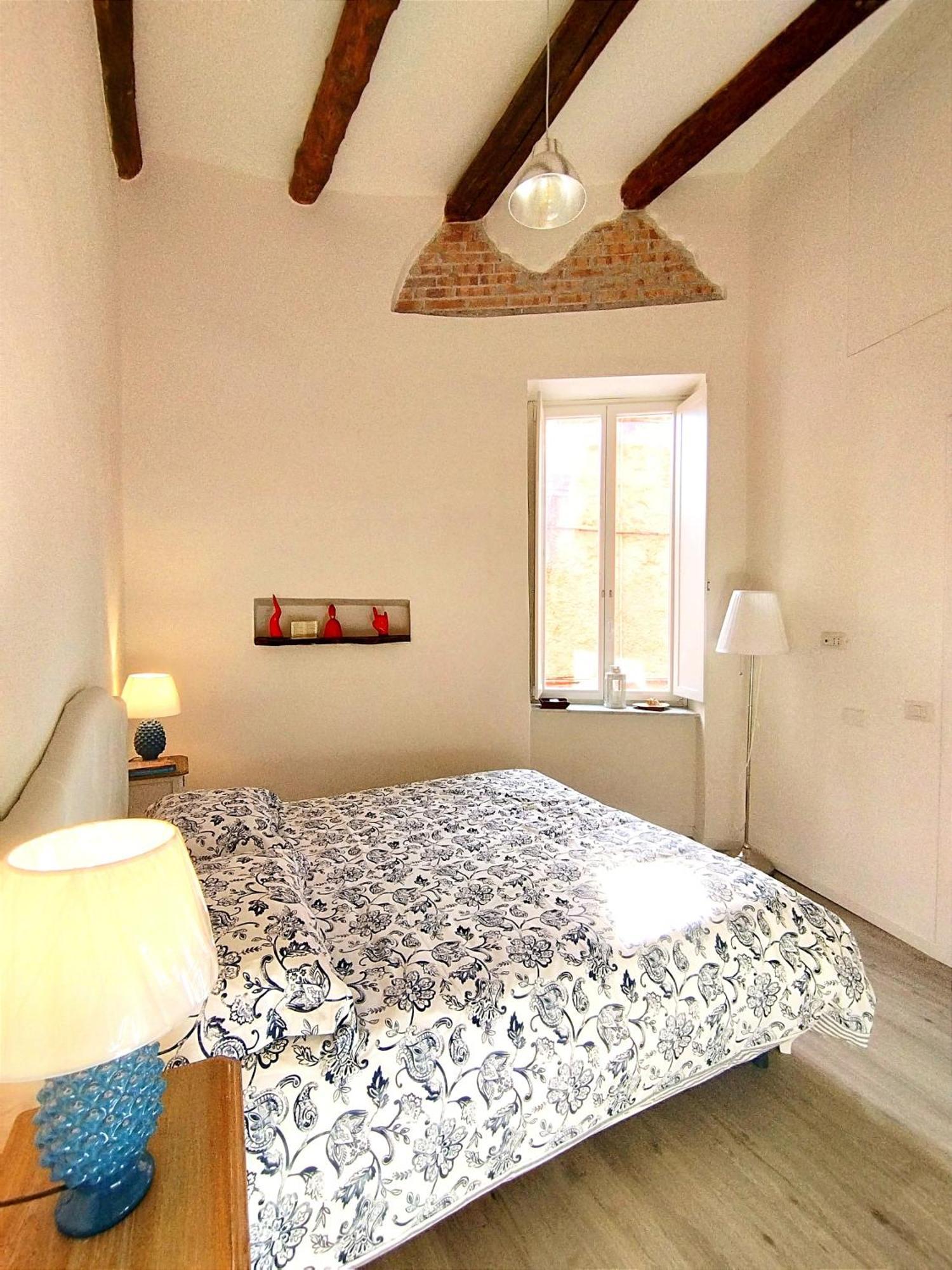 Apartment Domus Neapolis